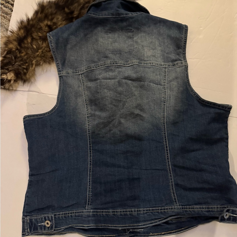 Maurices Women's Dark Wash Denim Vest - Dark Blue - Picture 2 of 2